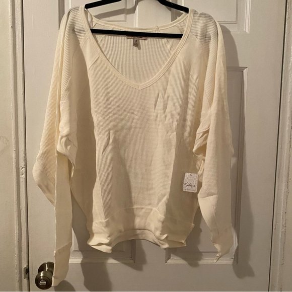 53) NWT Free People Santa Clara Long Sleeve Thermal Top Alabaster - Picture 7 of 8